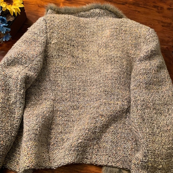 - 💕Harvé Benard vintage wool and fur women's coat 🧶🐑 - Picture 11 of 11